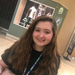 Meet your Posher, Mackenzie